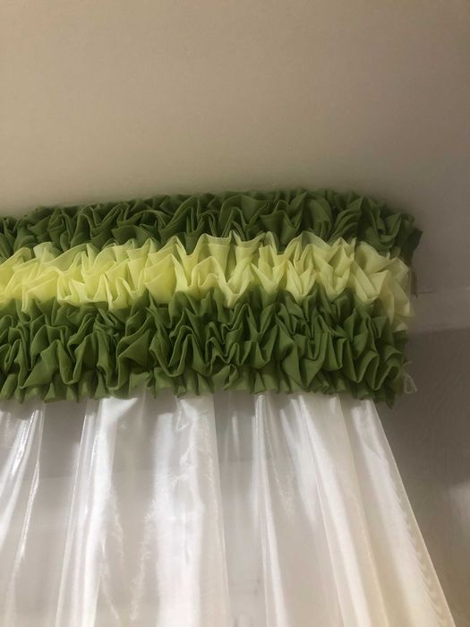 Продам ламбрекен.