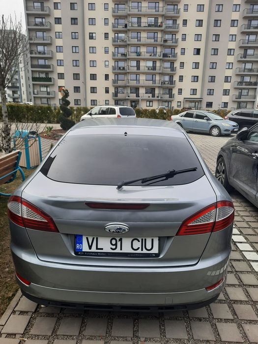 FORD Mondeo 2010 — imagine 2