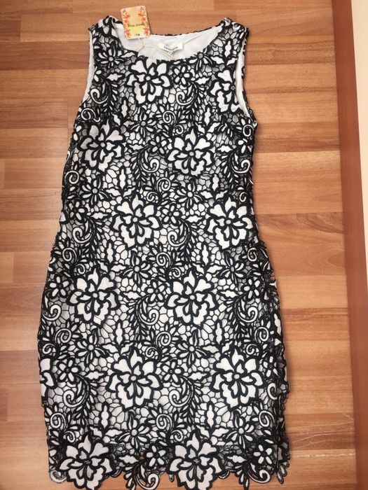 Дамска рокля