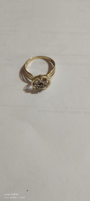 Продам золотое кольцо
