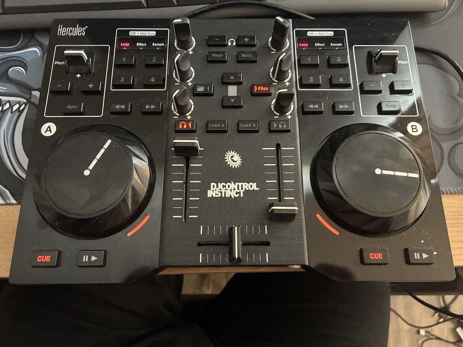 DJ Control Instinct Hercules
