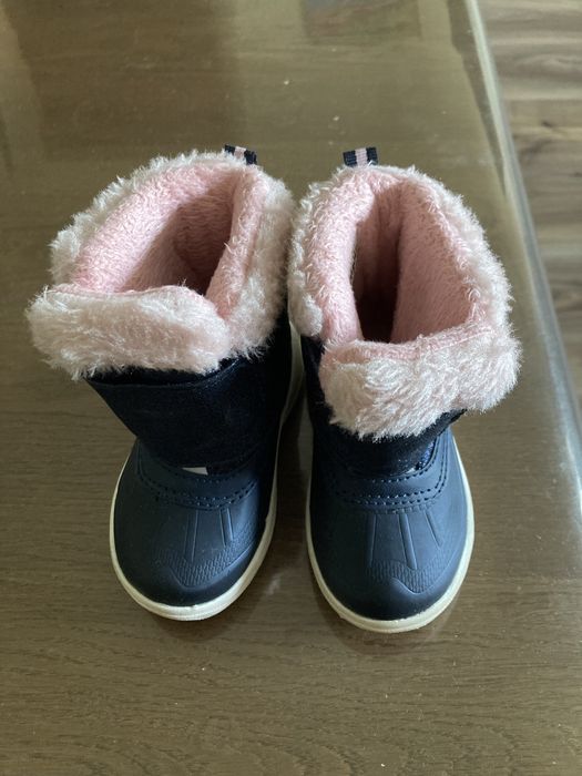 Бебешки ботушки и пантофи