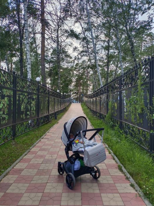 Продам коляску с автолюлькой