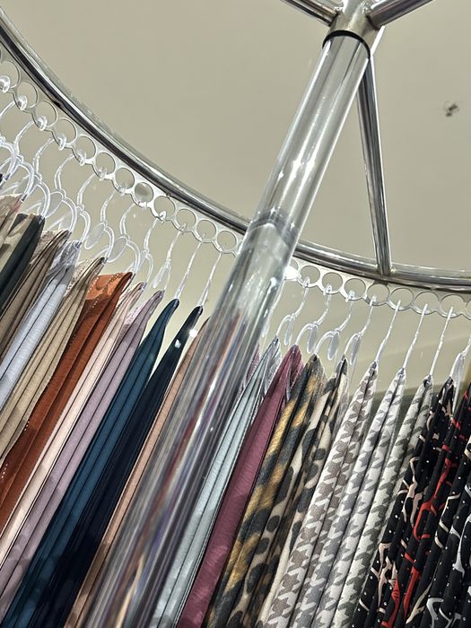 Наполная стеллаж