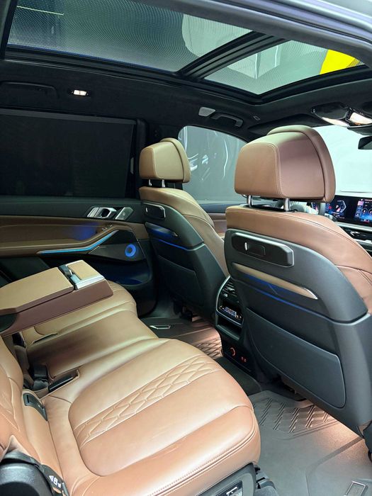 Продается BMW X7 M60i