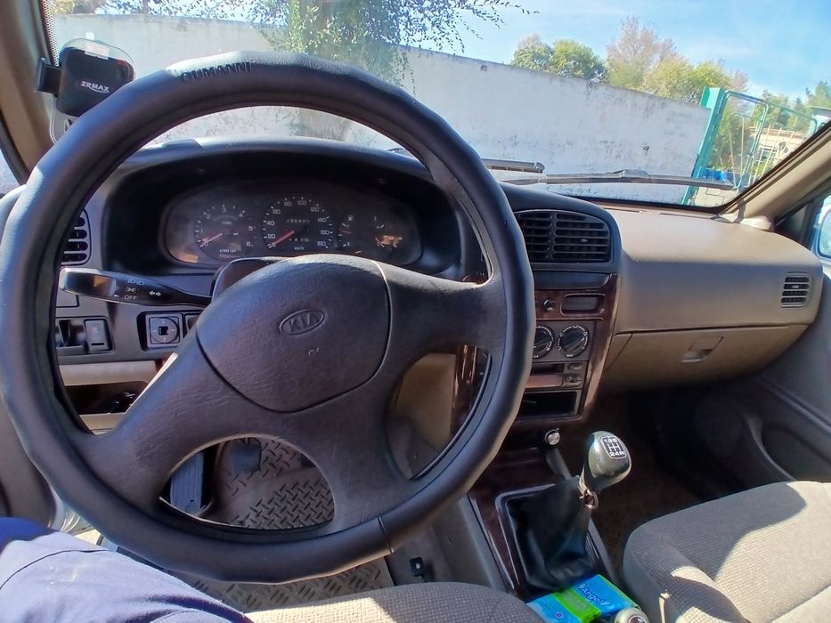 Kia Sportege Grand