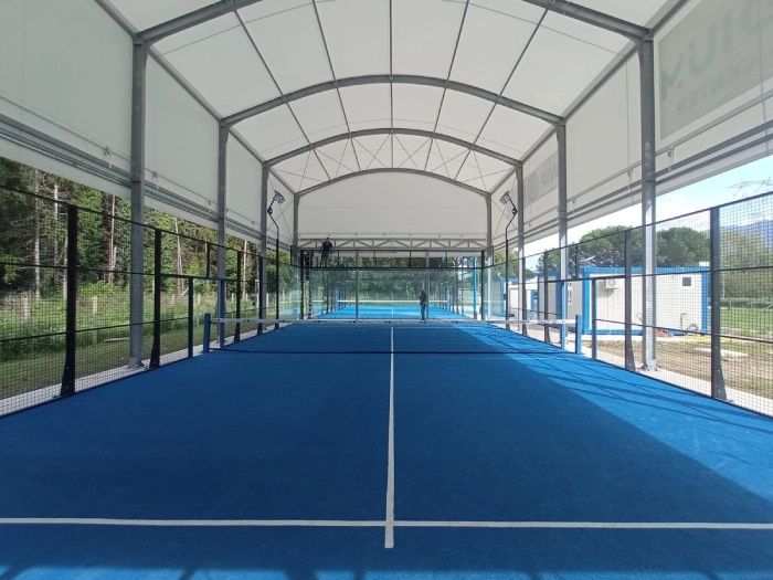 Padel - Importam Terenuri de Padel si Balon cu Structura
