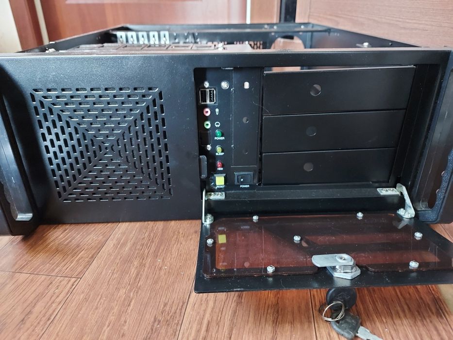 Кейс серверный 4u в 19 стойку.