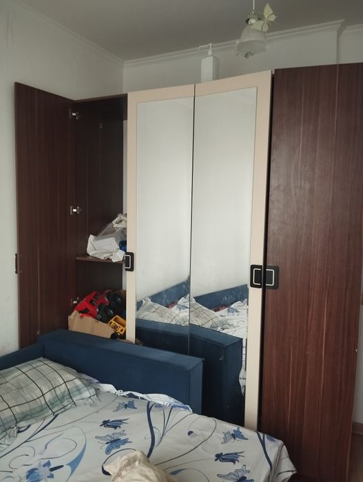 Продам шкаф удобно в спальню