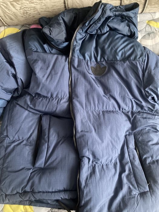 Куртка Адидас.