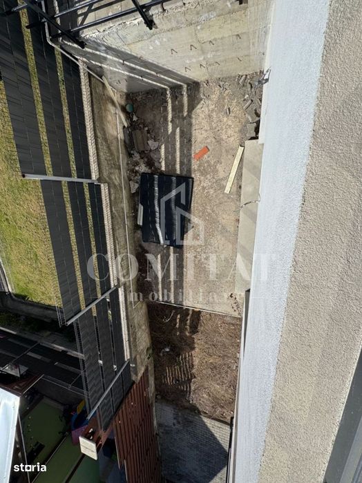 Casă de tip duplex | Stadiu semifinisat | 4 camere | Zona Câmpului