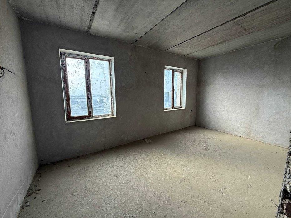 Арзон нархда 3 хонали коробка квартира сотилади Шарк кольцо