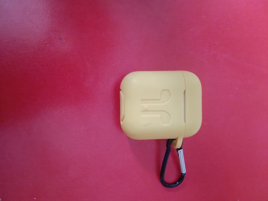 Наушники AirPods