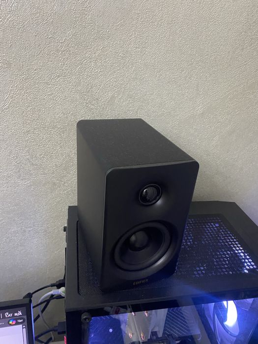 Колонки EDIFIER M60