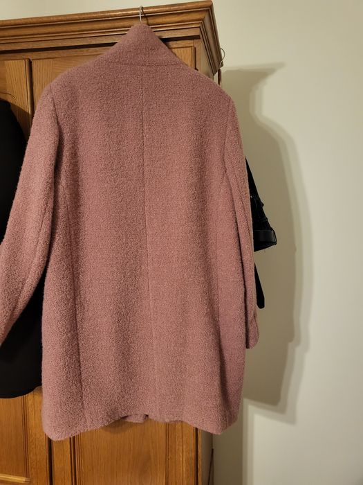 Pardesiu nou roz pudra material buclat