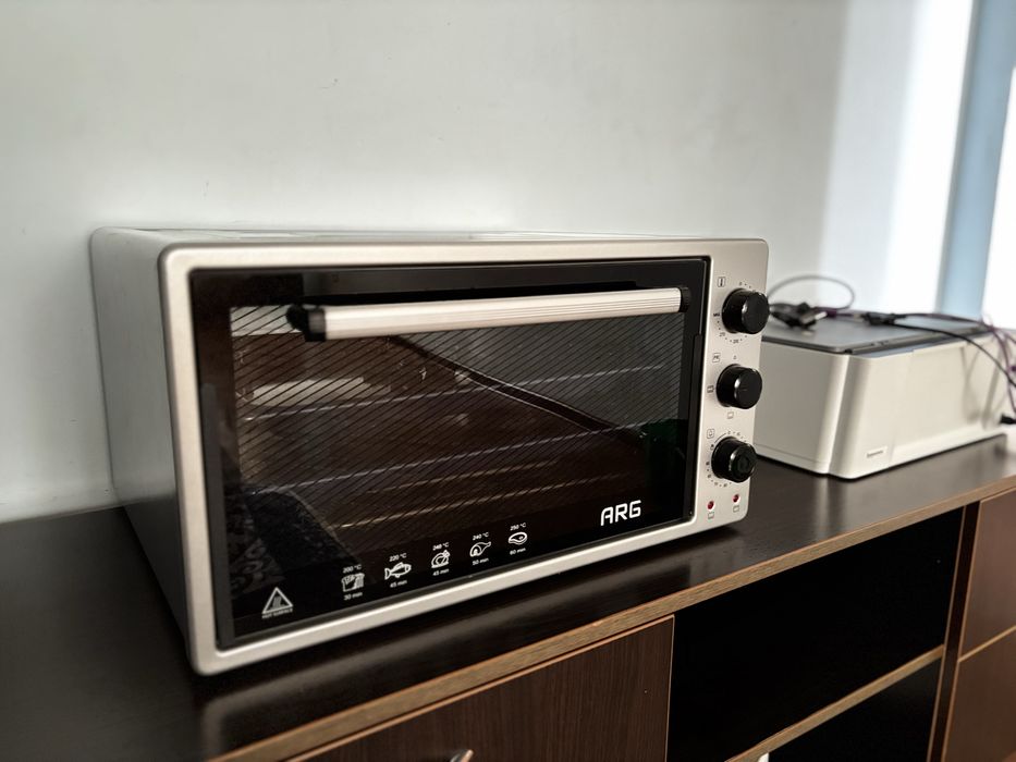 продается мини-печь ARG