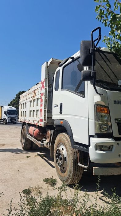 Howo sinotruck sotiladi