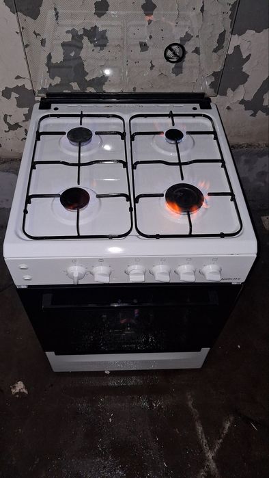 Срочно продаётся газ плита Б