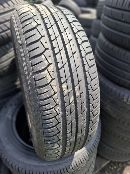 Vand 2 sau 4 anvelope 195  60 15 dunlop vara bune