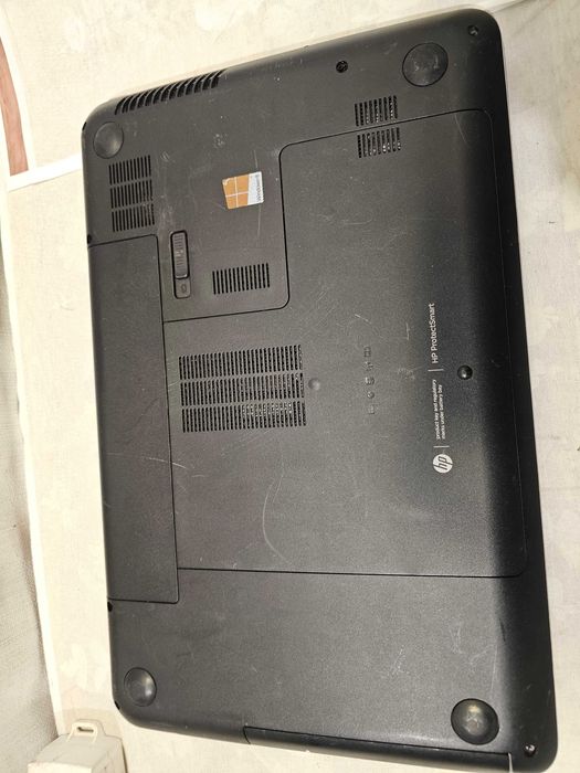 Laptop HP TPN-Q118 "15.4 defect sau dezmembrez