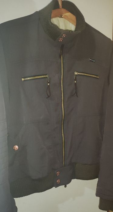 Куртки женские зимние повседневные 46. Сапоги отдам в придачу. Юнусаба