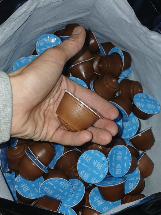 stoc de 143 de capsule de cafea
