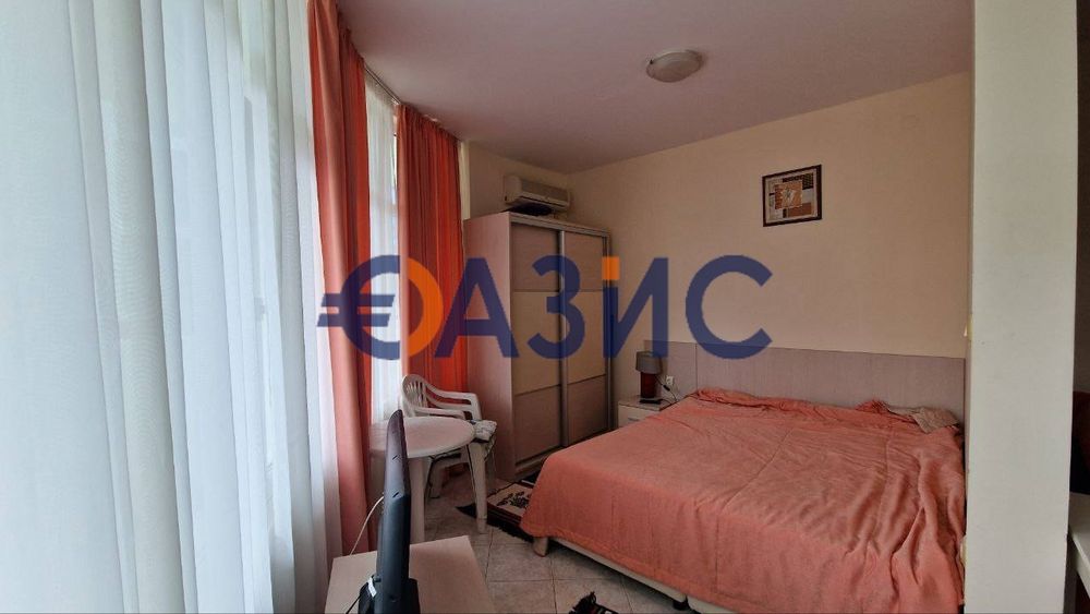 Продава се Едностаен апартамент в к.к. Слънчев бряг - 55 кв.м за 910 €/кв.м - Снимка #3