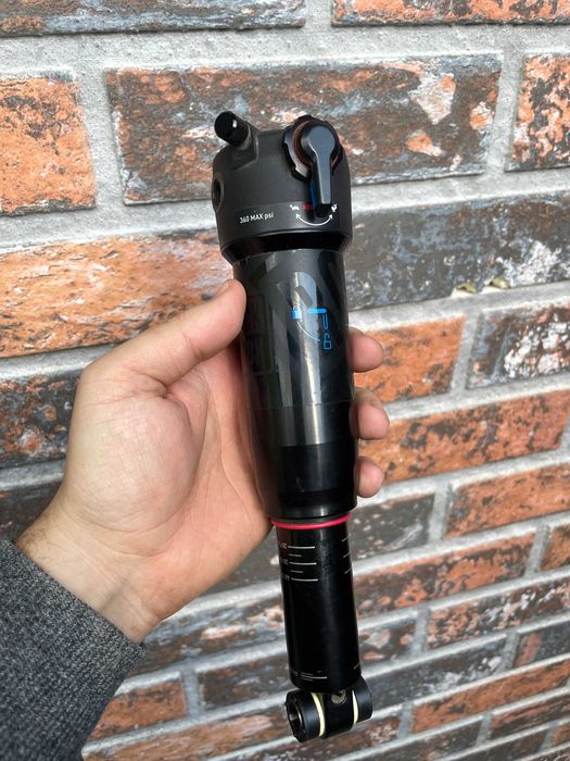 Shock RockShox Deluxe Select 205x60mm Trunnion - Model 2023