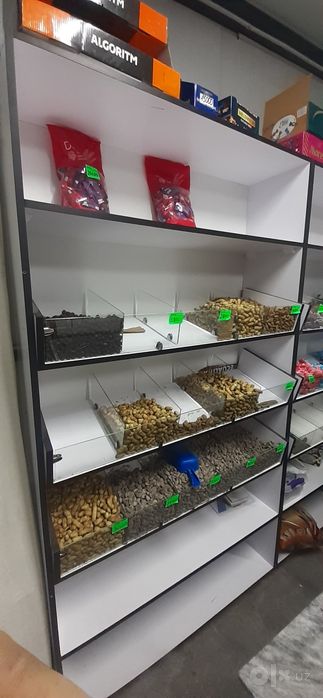 Dukon uchun polkalar