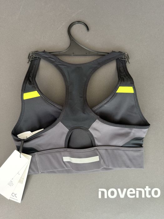 Оригинално спортно бюстие Calvin Klein /S/