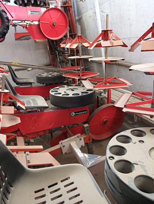 Plantatoare Checchi&Magli