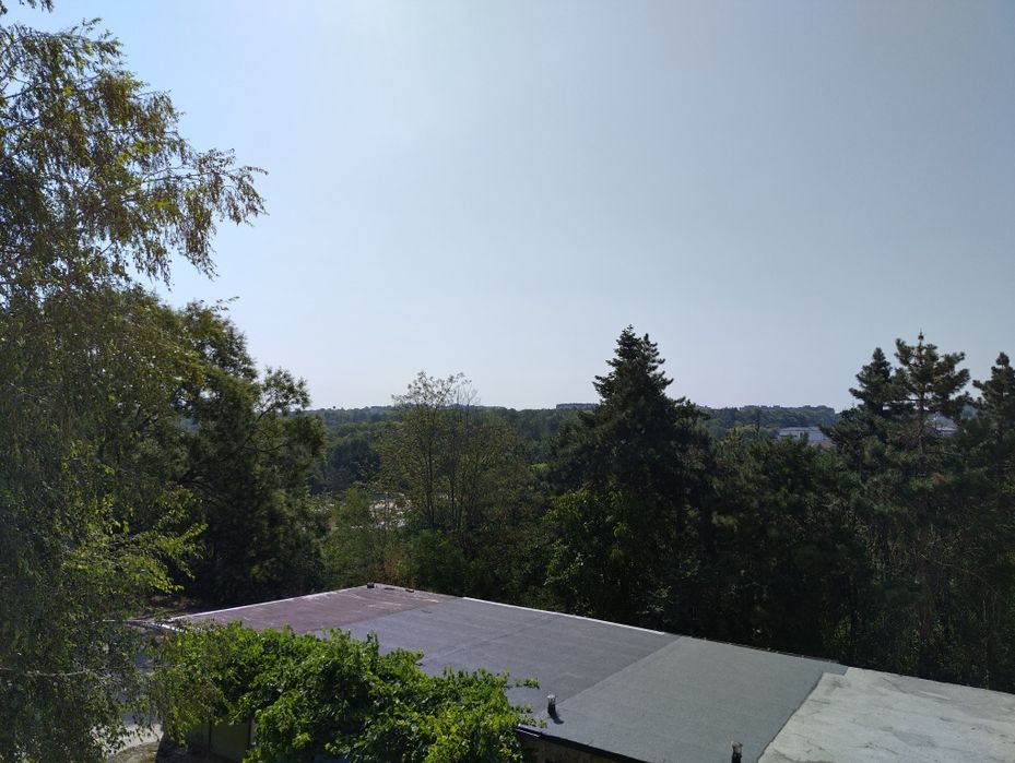 Гарсониера до парка и болницата