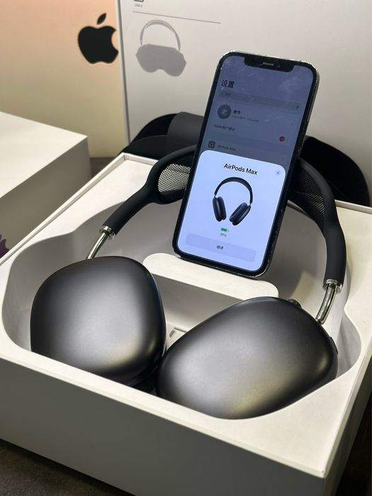 Apple AirPods Max