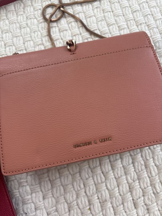 Сумка Charles & keith