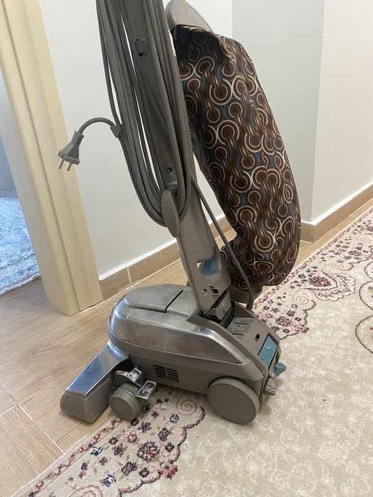 Пылесос Kirby в отличном состоянии