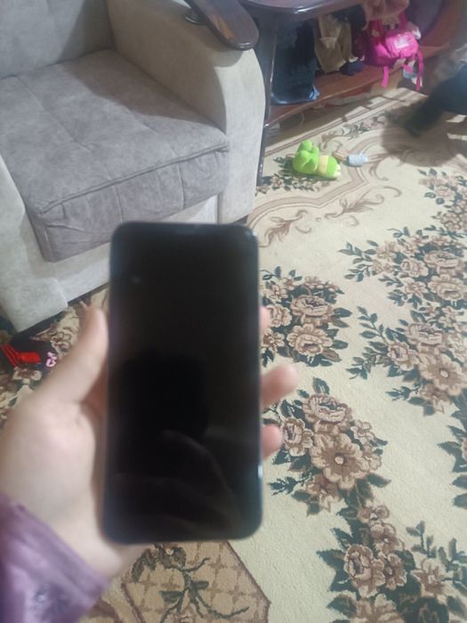 iphone X 64 GB sotiladi karobka dakument bor