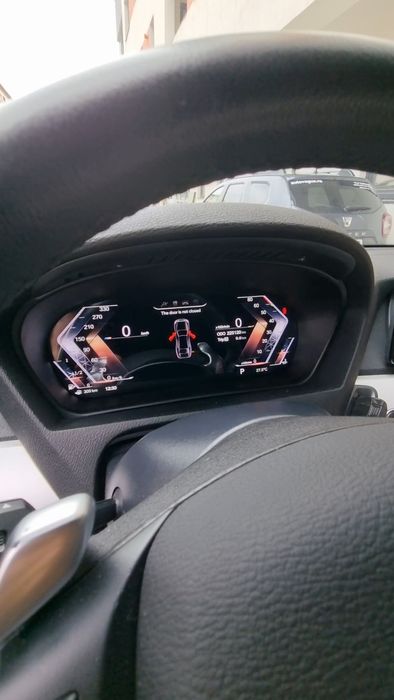 Bord digital pentru BMW