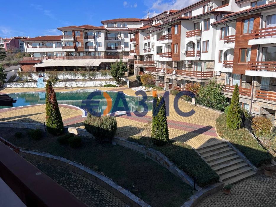 Продава се Двустаен апартамент в к.к. Слънчев бряг - 66 кв.м за 587 €/кв.м - Снимка #9