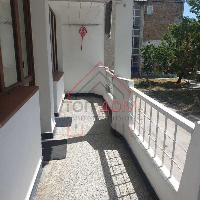 Дава се под наем Многостаен апартамент в Варна, Център - 120 кв.м за 765 € - Снимка #2