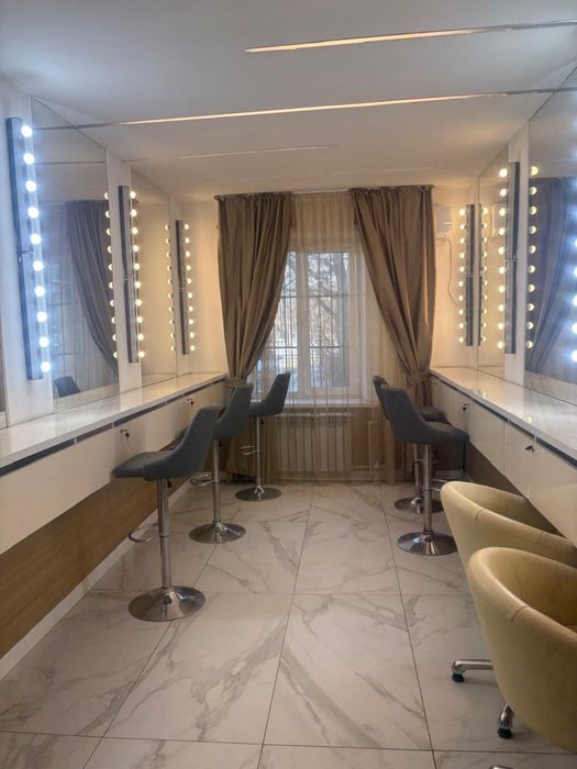 Сдается в аренду салон красоты