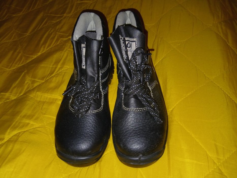 НОВО! Работни обувки ZION 37