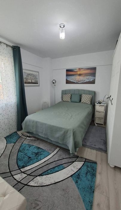 Vând Apartament cu două camere et 4 din 6 cu lift MIOVENI.