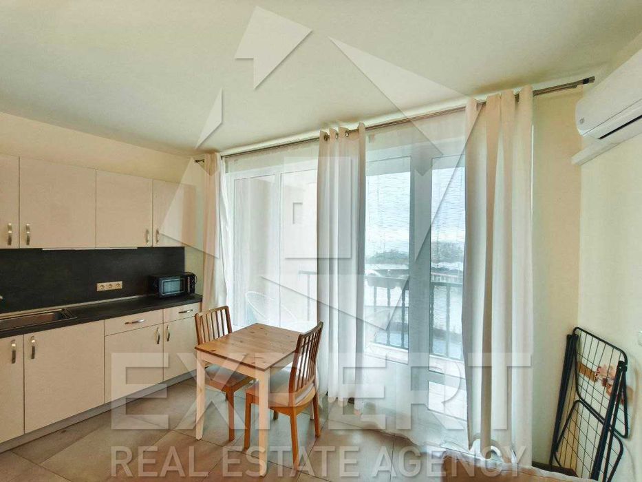 Дава се под наем Едностаен апартамент в Варна, Морска градина - 32 кв.м за 298.86 € - Снимка #1