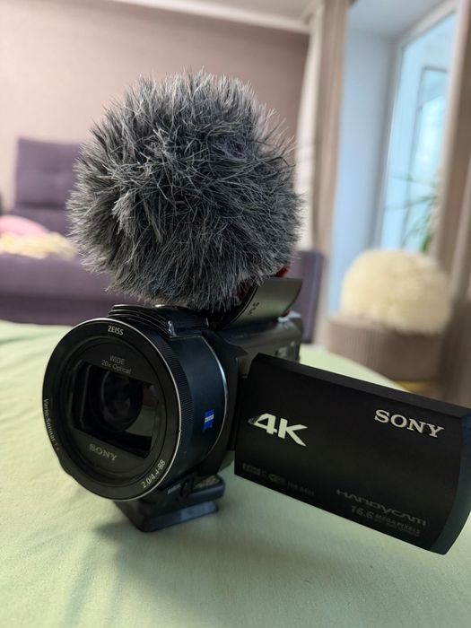 Видеокамера Sony проф