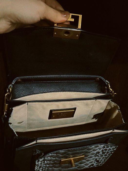 Givenchy сумка хорошая