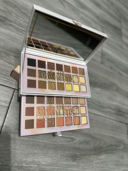 Paleta fard ochi PLouise noua