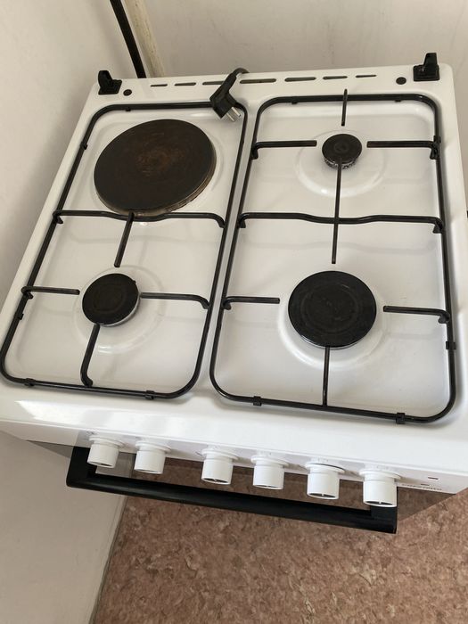 Срочно продам газовую плиту