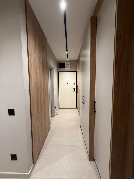 Дава се под наем Тристаен апартамент в София, Красно село - 97 кв.м за 1300 € - Снимка #6
