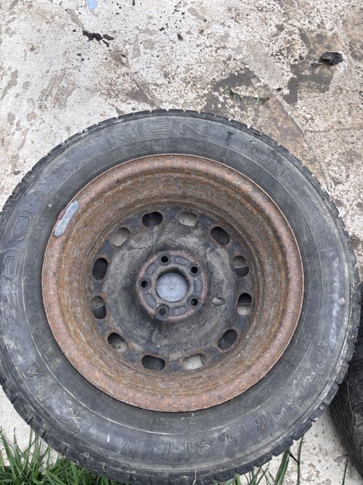 Roti 195/65/15 M+S Ford Focus