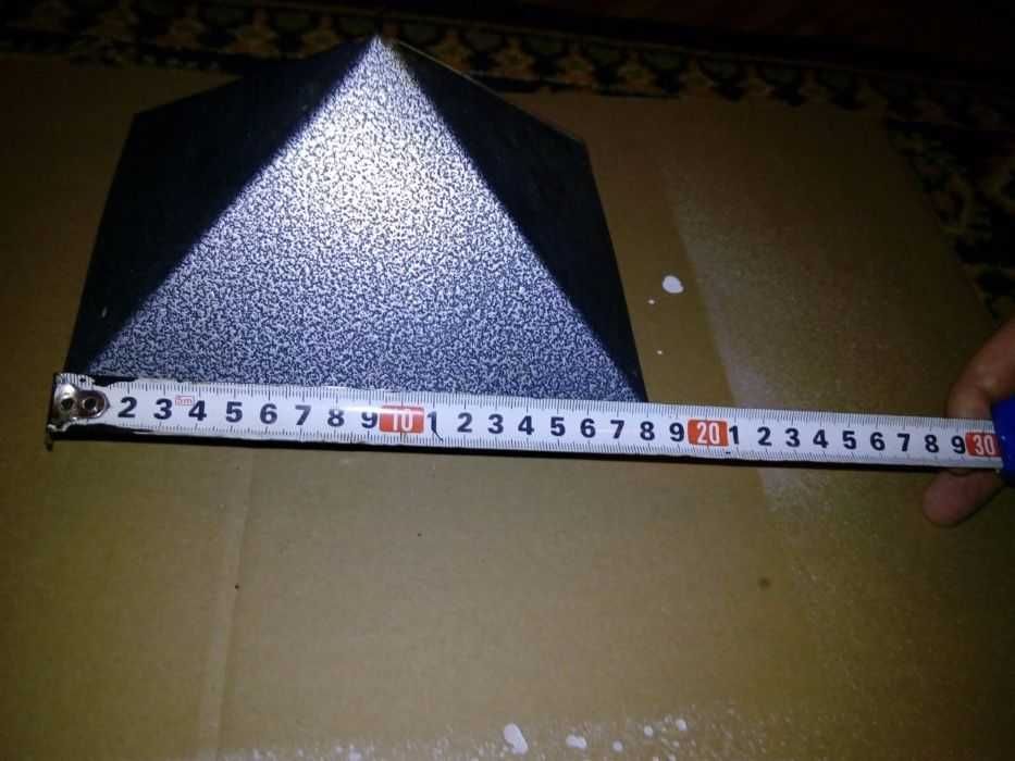 Домик на вытяжную трубу